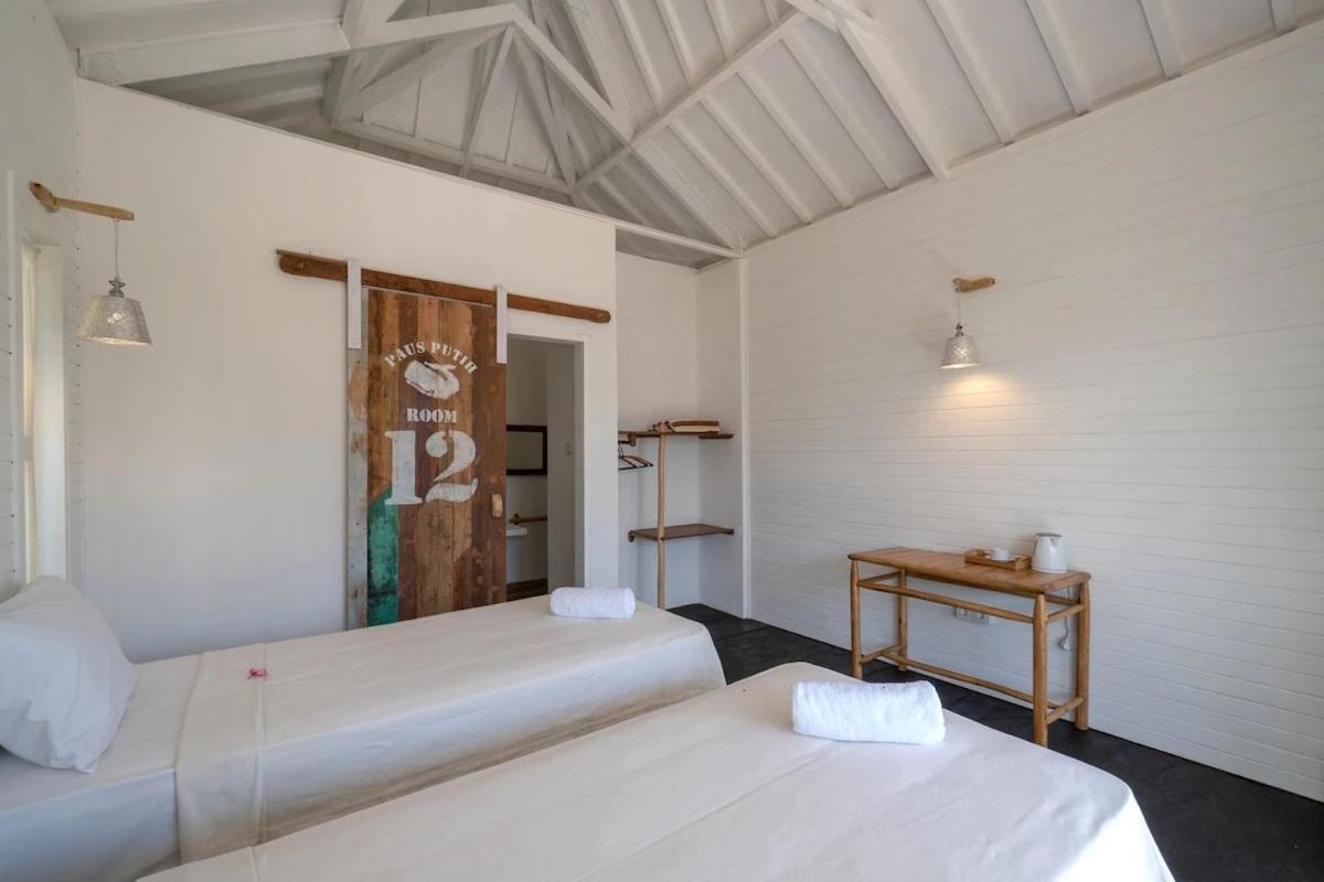 Paus Putih Hotel Nusa Lembongan  Luaran gambar