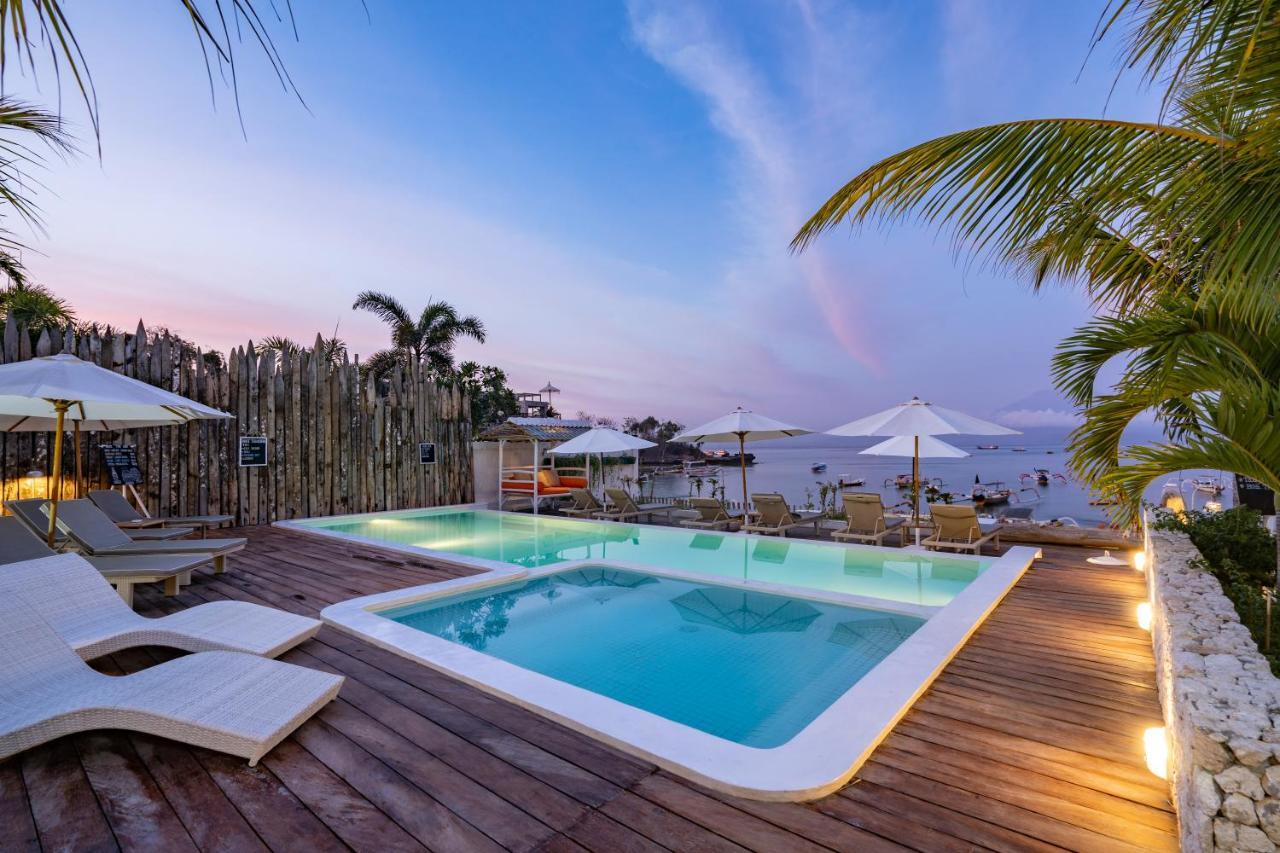 Paus Putih Hotel Nusa Lembongan  Luaran gambar
